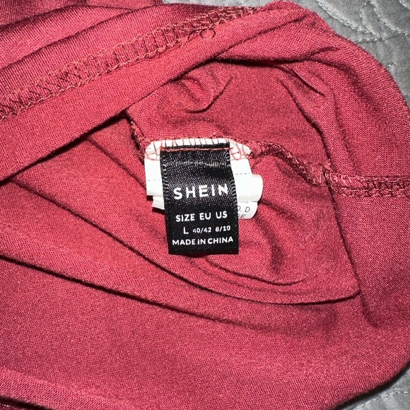 Tank Tops - Picture 2 of 5